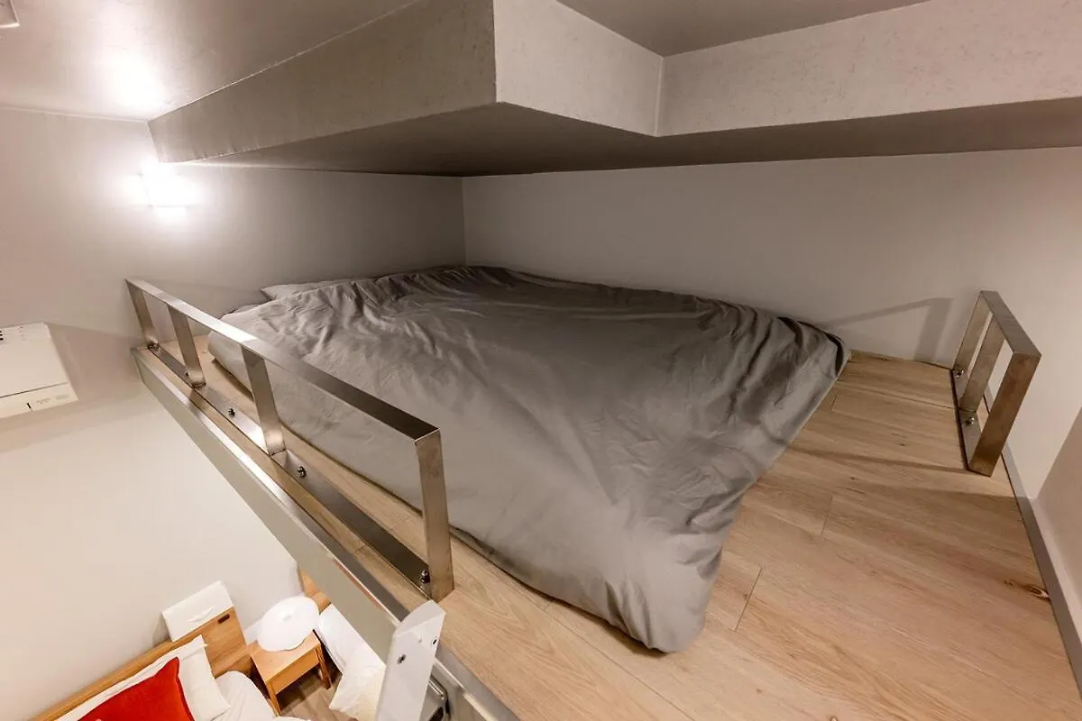 Ferienwohnung 24年9月オープン 白山駅5分 収容12人 丸貸し切り 101室 Präfektur Tokio
